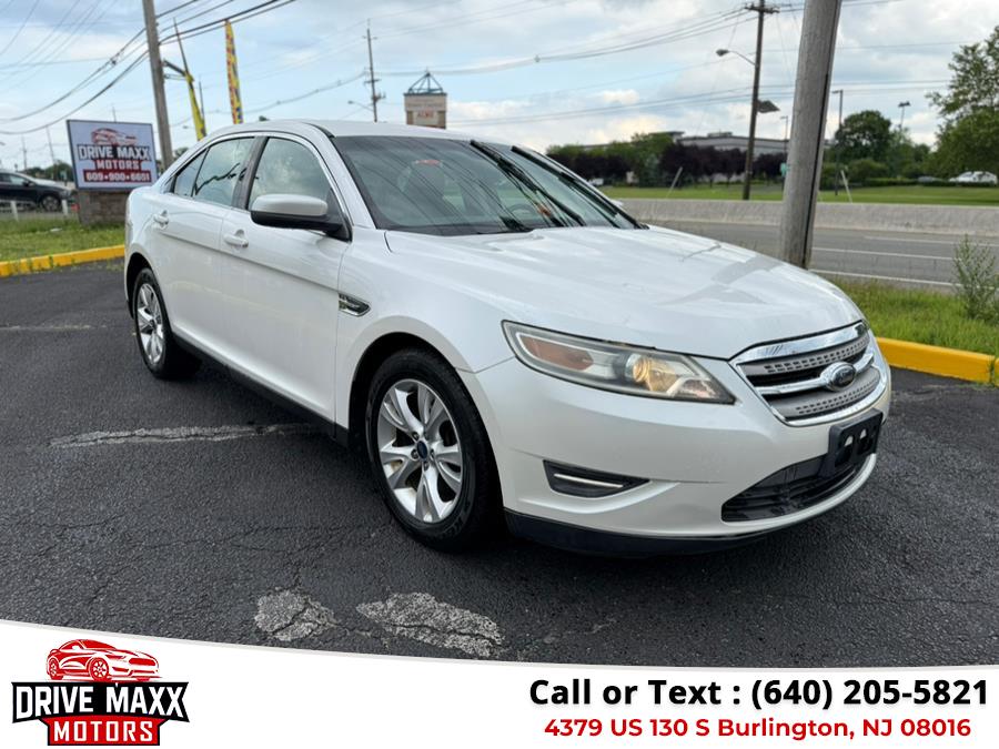 2010 Ford Taurus SEL photo