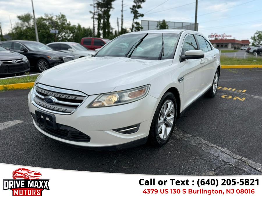 2010 Ford Taurus SEL photo