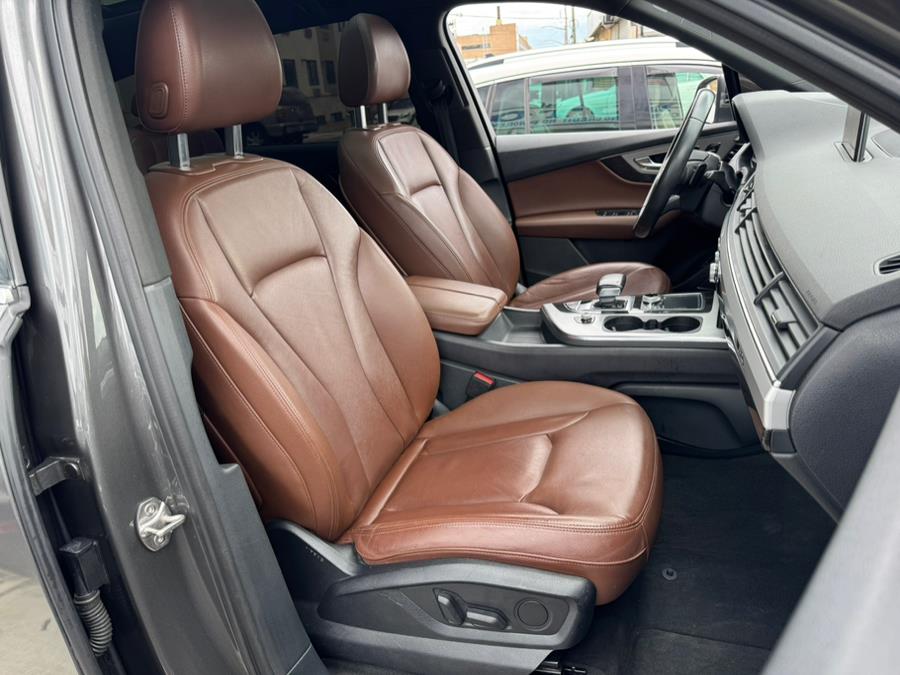 2019 Audi Q7 Premium Plus 45 TFSI quattro photo
