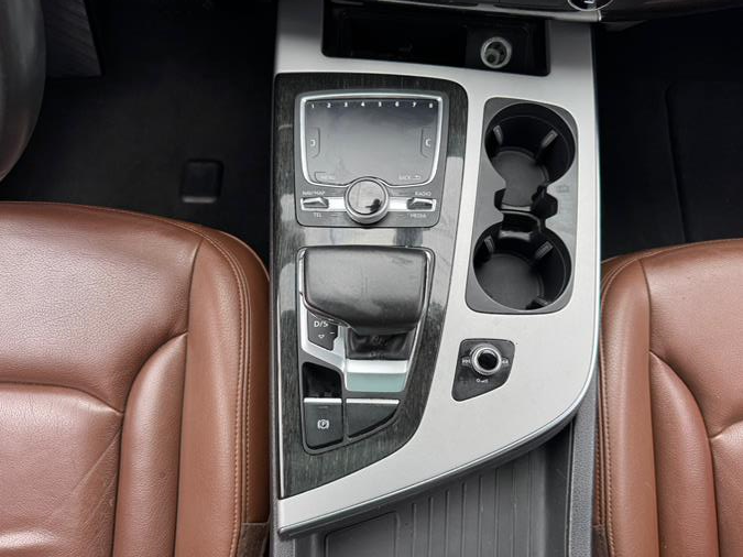 2019 Audi Q7 Premium Plus 45 TFSI quattro photo