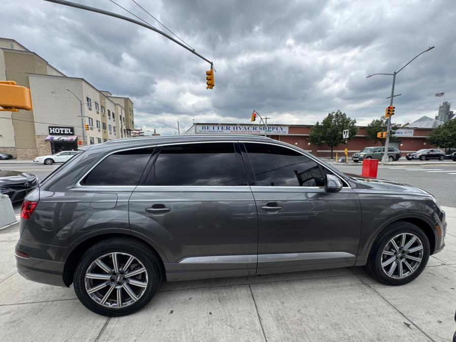 2019 Audi Q7 Premium Plus 45 TFSI quattro photo