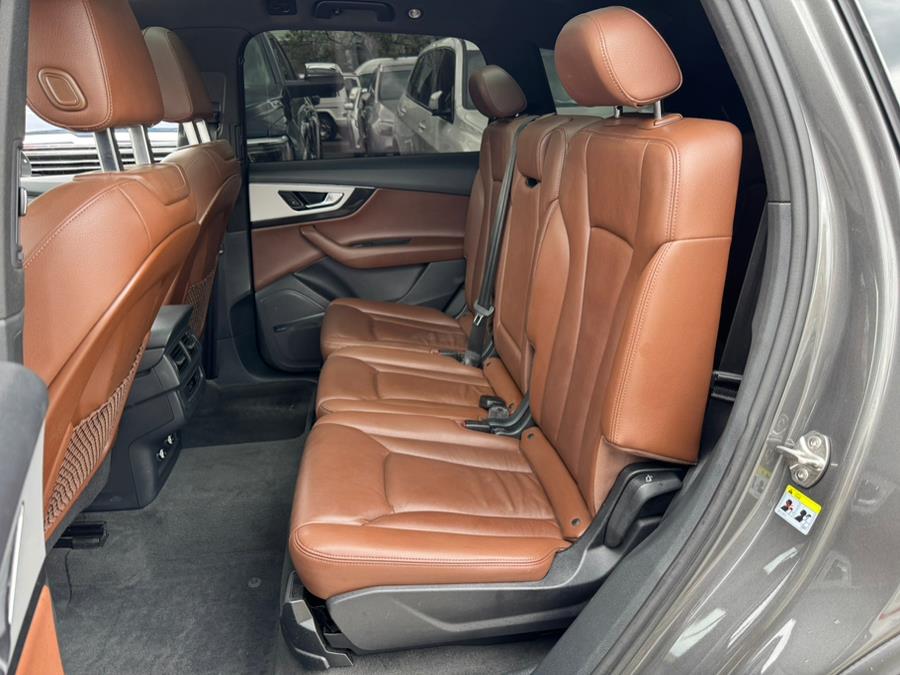2019 Audi Q7 Premium Plus 45 TFSI quattro photo