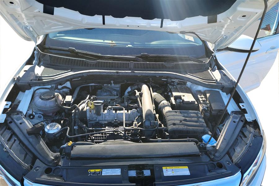 2021 Volkswagen Jetta R-Line Auto photo