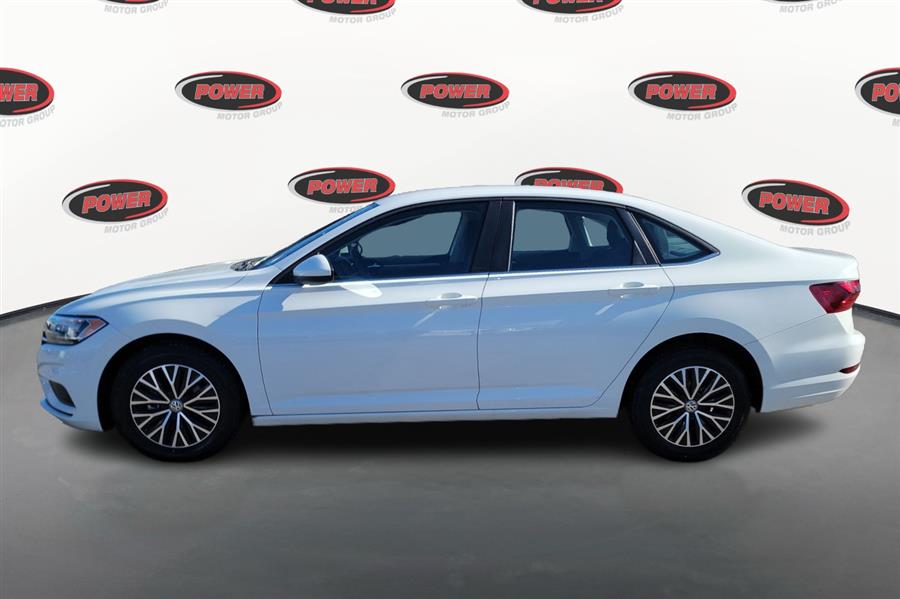 2021 Volkswagen Jetta R-Line Auto photo