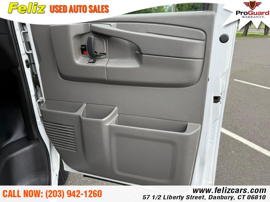 2014 GMC Savana 2500 2500 photo
