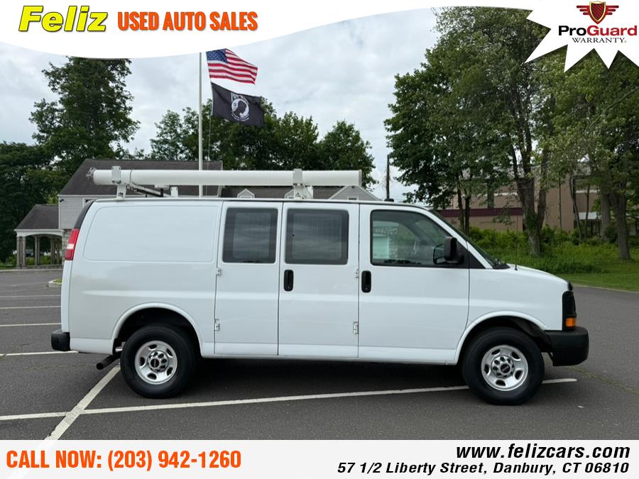 2014 GMC Savana 2500 2500 photo