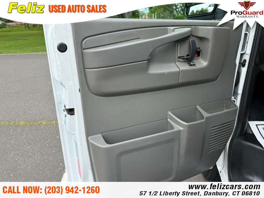 2014 GMC Savana 2500 2500 photo