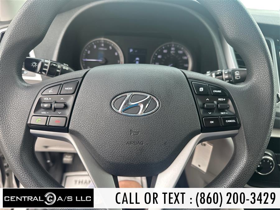 2017 Hyundai Tucson SE AWD photo