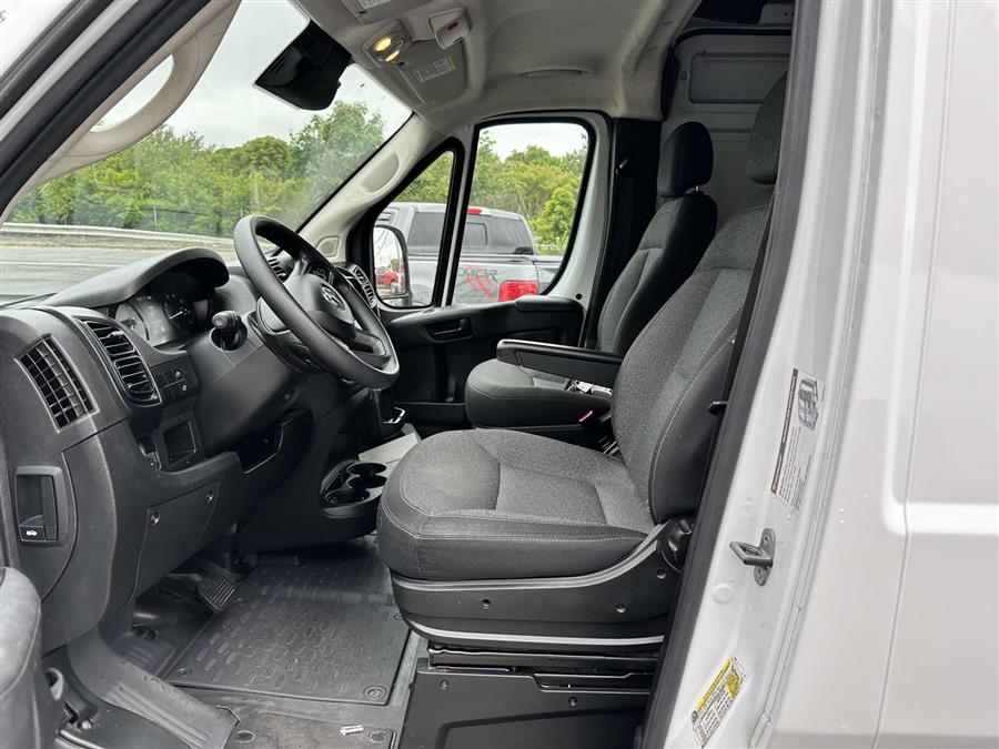 2023 RAM ProMaster Cargo Van High Roof photo