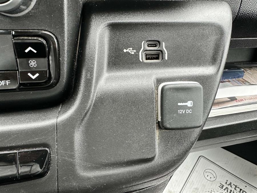 2023 RAM ProMaster Cargo Van High Roof photo