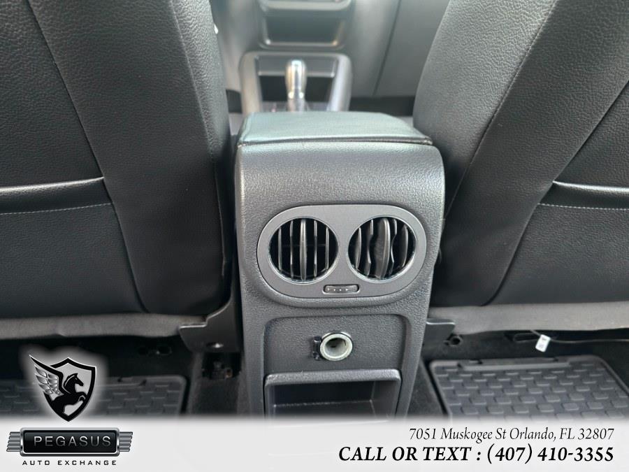 2012 Volkswagen Tiguan S photo