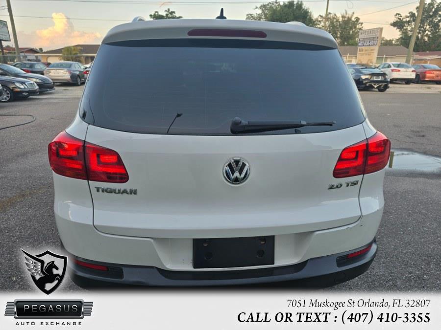 2012 Volkswagen Tiguan S photo