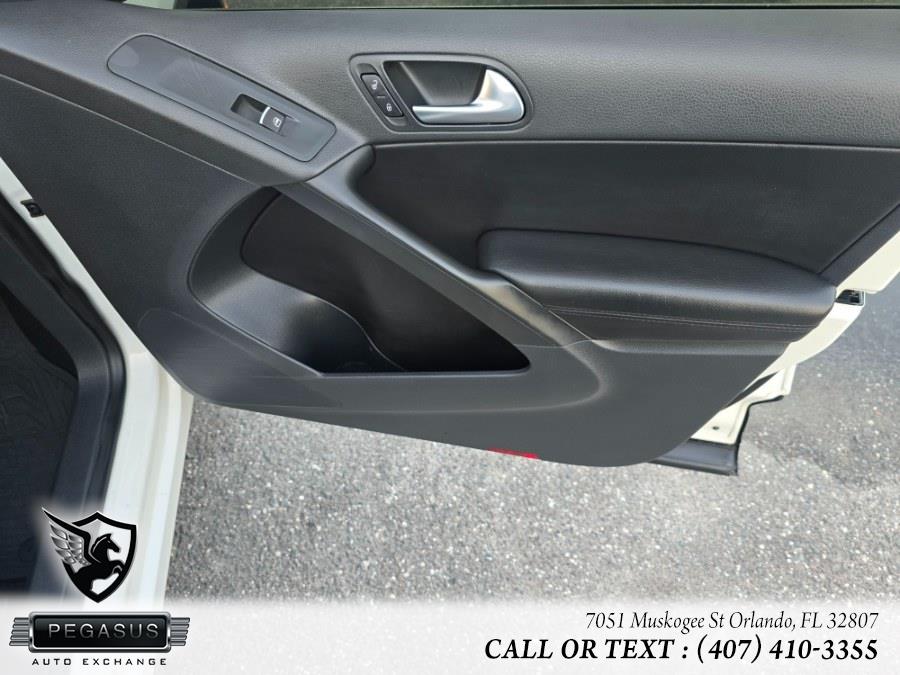 2012 Volkswagen Tiguan S photo