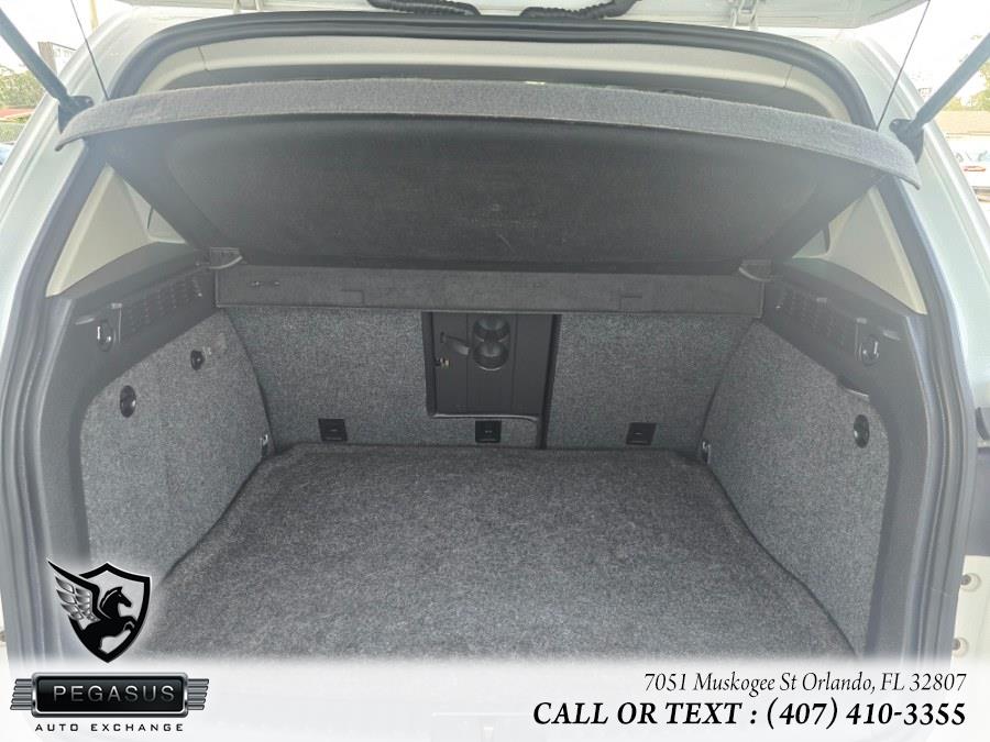 2012 Volkswagen Tiguan S photo