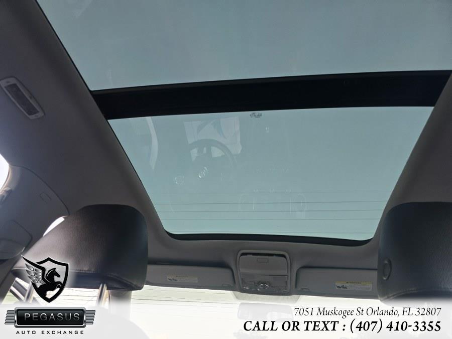 2012 Volkswagen Tiguan S photo