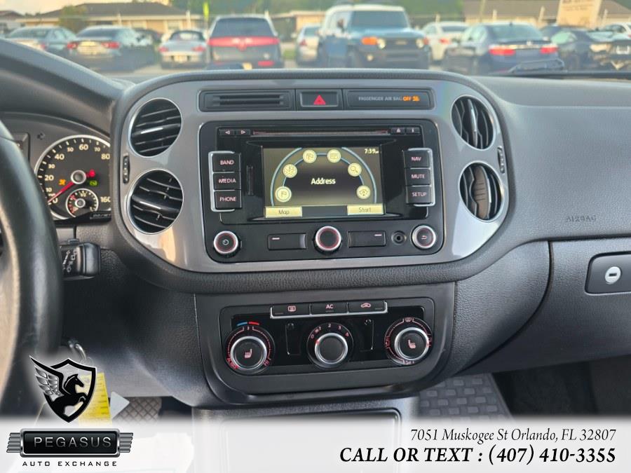 2012 Volkswagen Tiguan S photo