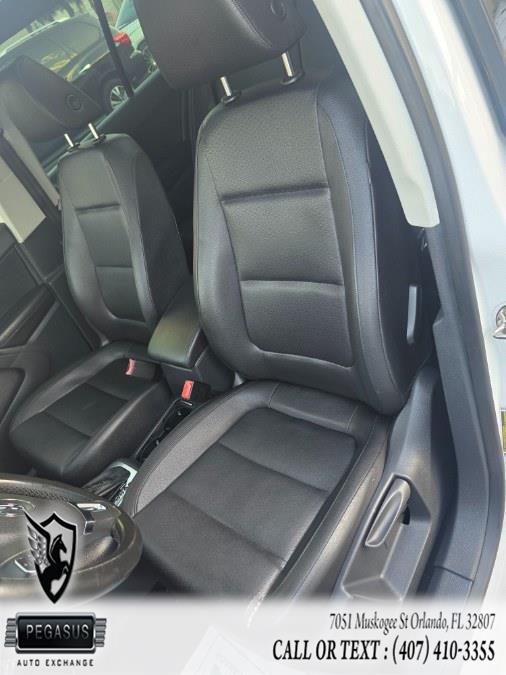 2012 Volkswagen Tiguan S photo