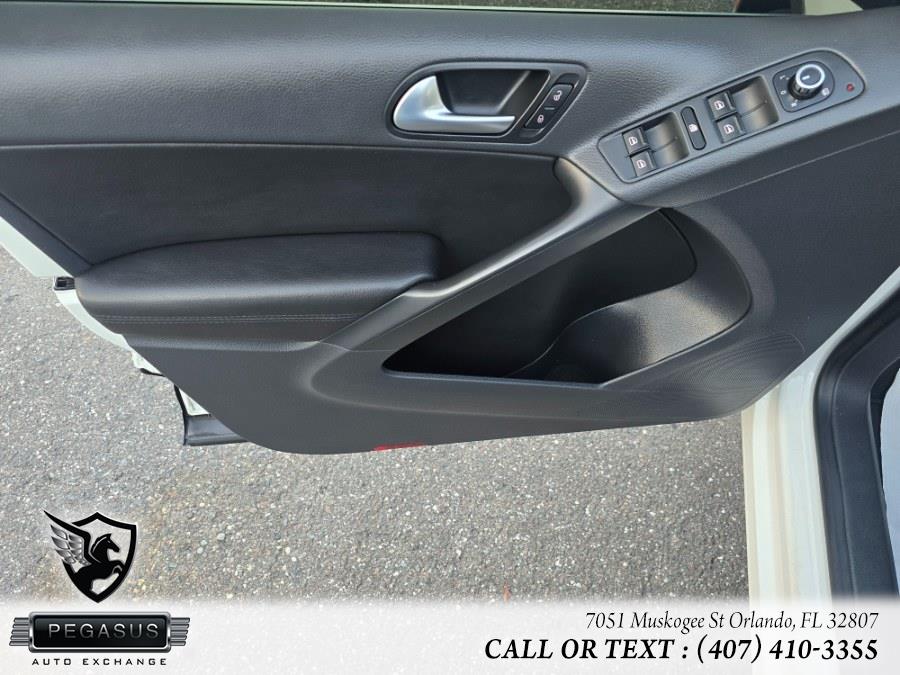 2012 Volkswagen Tiguan S photo