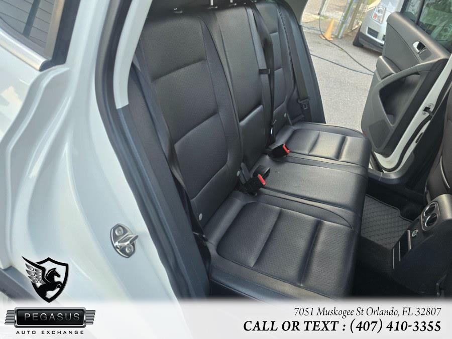 2012 Volkswagen Tiguan S photo
