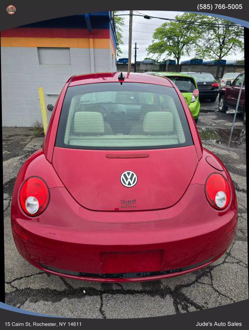 2009 Volkswagen New Beetle photo