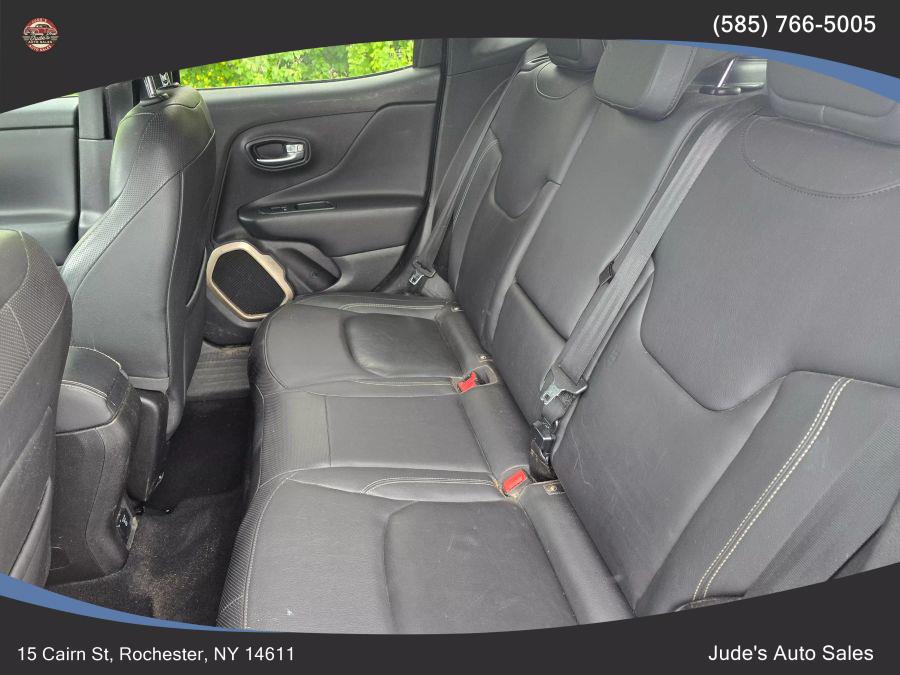 2017 Jeep Renegade Limited Sport Utility 4D photo