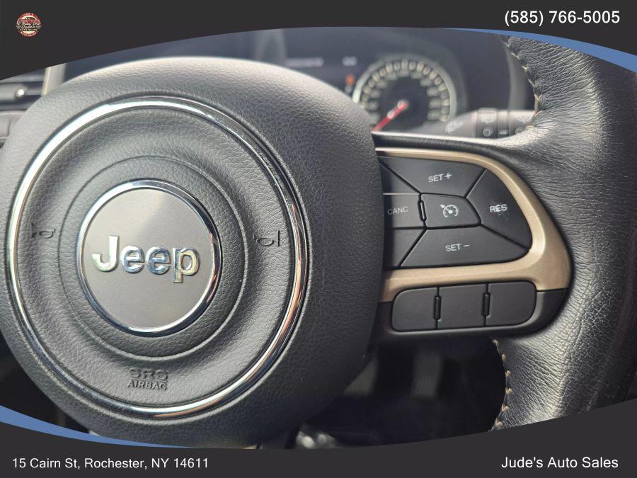 2017 Jeep Renegade Limited Sport Utility 4D photo