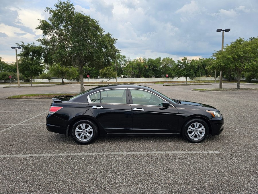 2011 Honda Accord LX-P photo