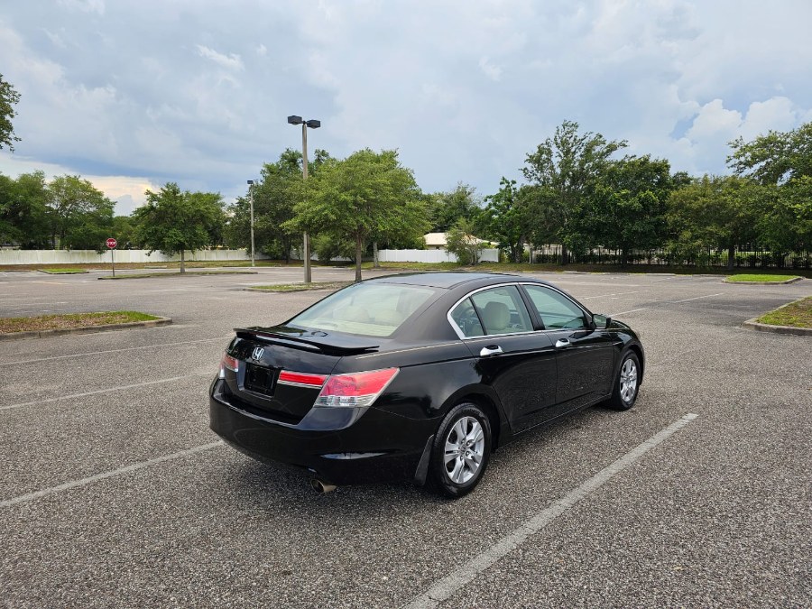 2011 Honda Accord LX-P photo