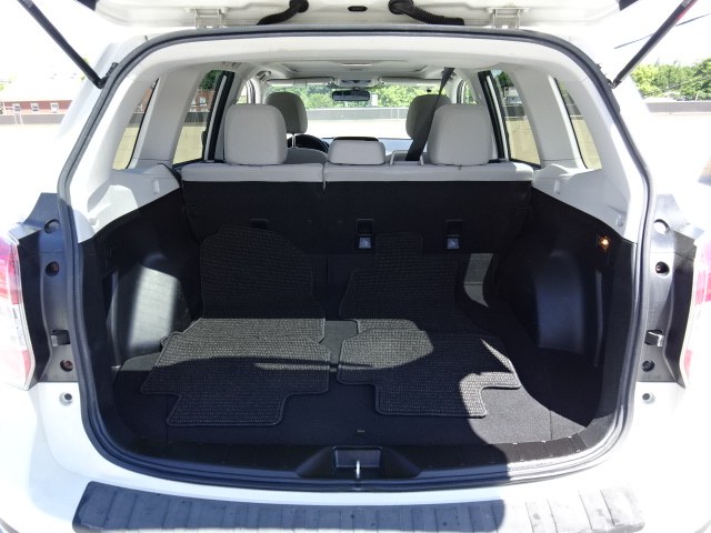 2016 Subaru Forester 2.5i Premium AWD photo