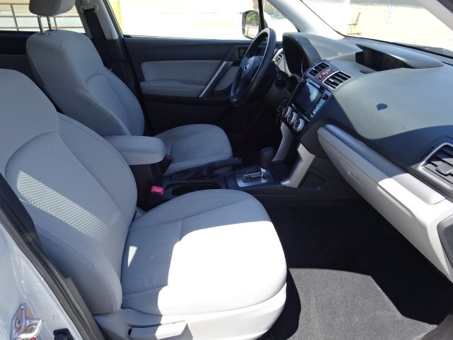 2016 Subaru Forester 2.5i Premium AWD photo