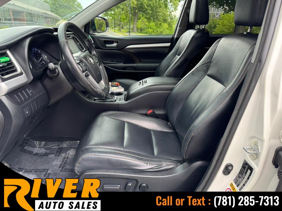 2015 Toyota Highlander AWD 4dr V6 XLE (Natl) photo