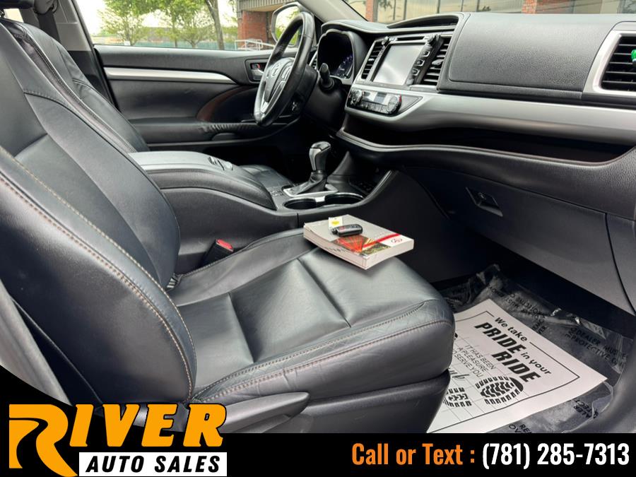 2015 Toyota Highlander AWD 4dr V6 XLE (Natl) photo