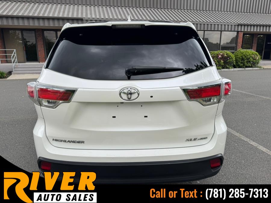 2015 Toyota Highlander AWD 4dr V6 XLE (Natl) photo