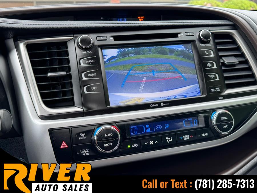 2015 Toyota Highlander AWD 4dr V6 XLE (Natl) photo