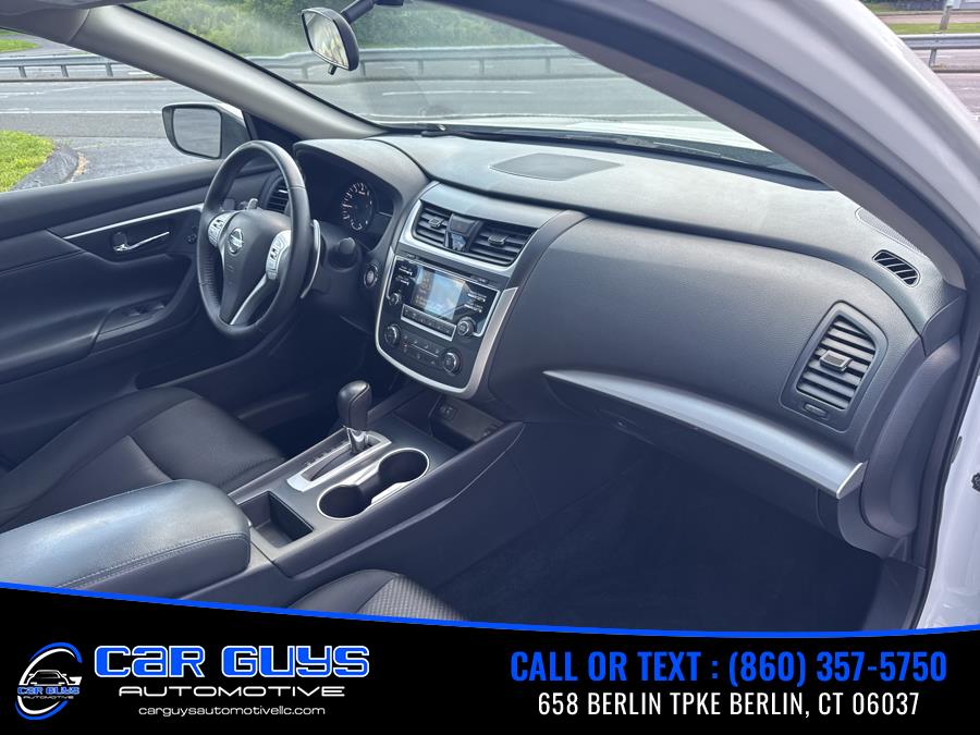 2017 Nissan Altima 2017.5 2.5 SR Sedan photo