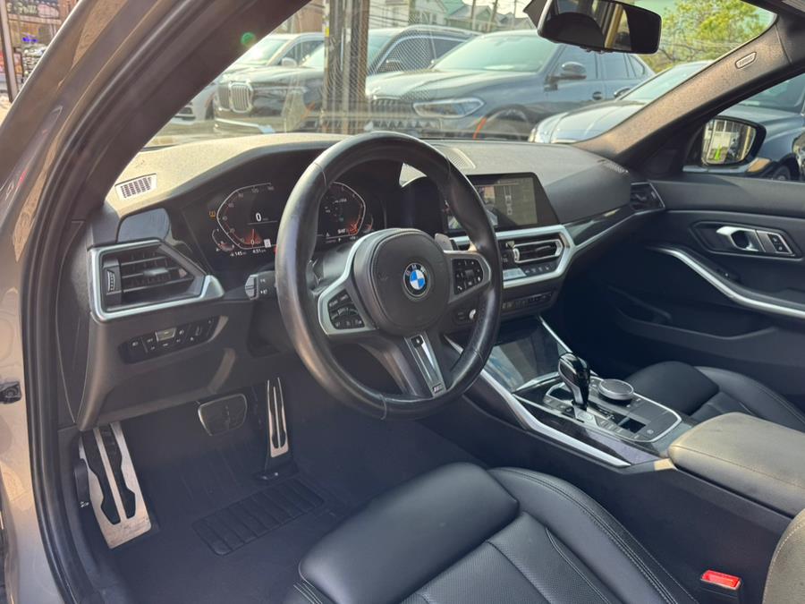 2022 BMW 3-Series 330i xDrive Sedan photo