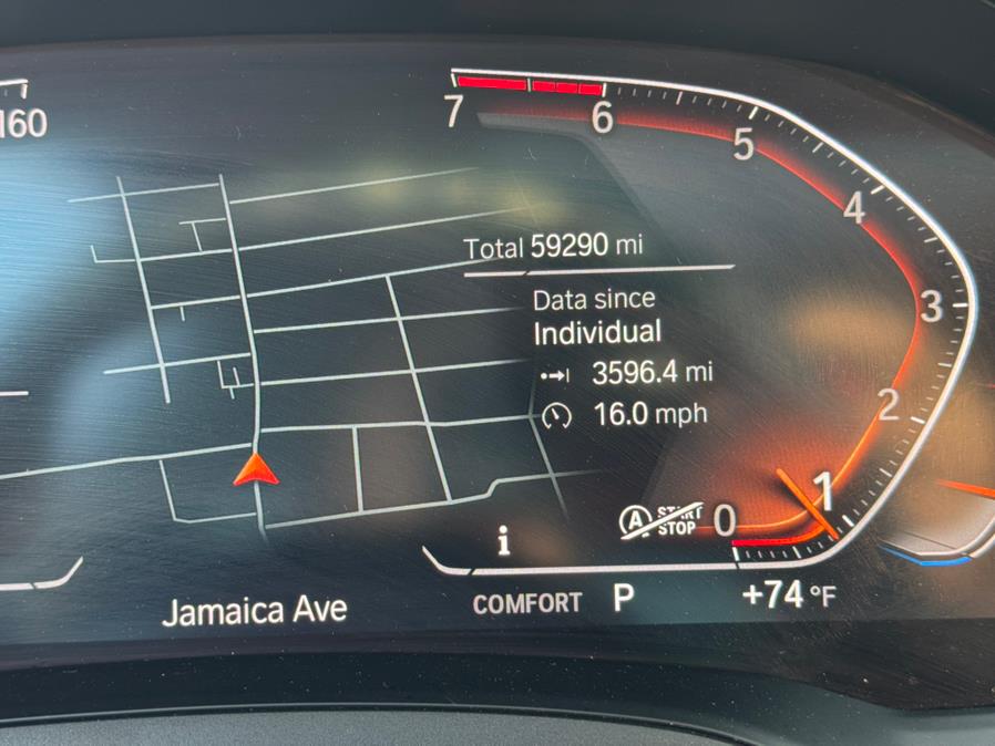 2022 BMW 3-Series 330i xDrive Sedan photo