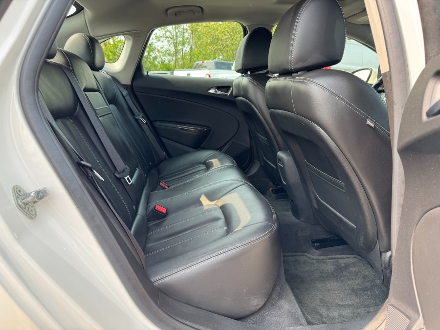 2012 Buick Verano Leather Group photo