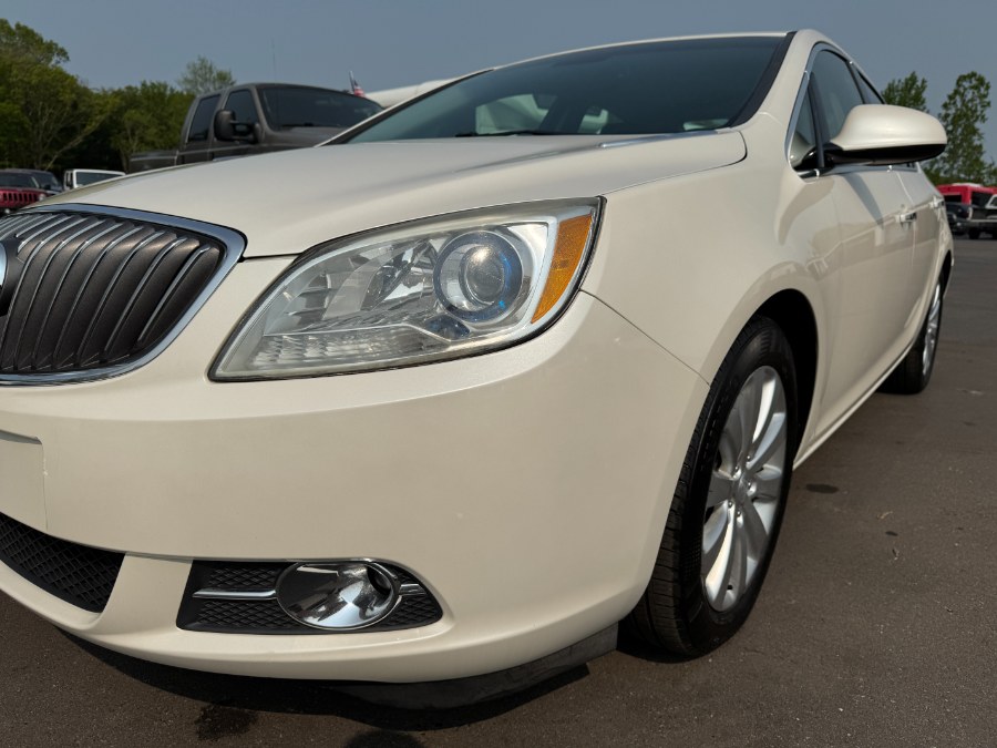 2012 Buick Verano Leather Group photo