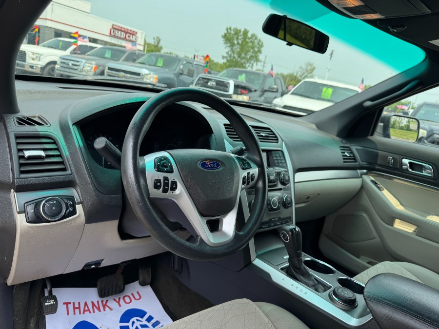2013 Ford Explorer photo