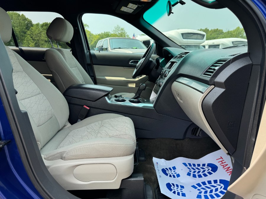 2013 Ford Explorer photo