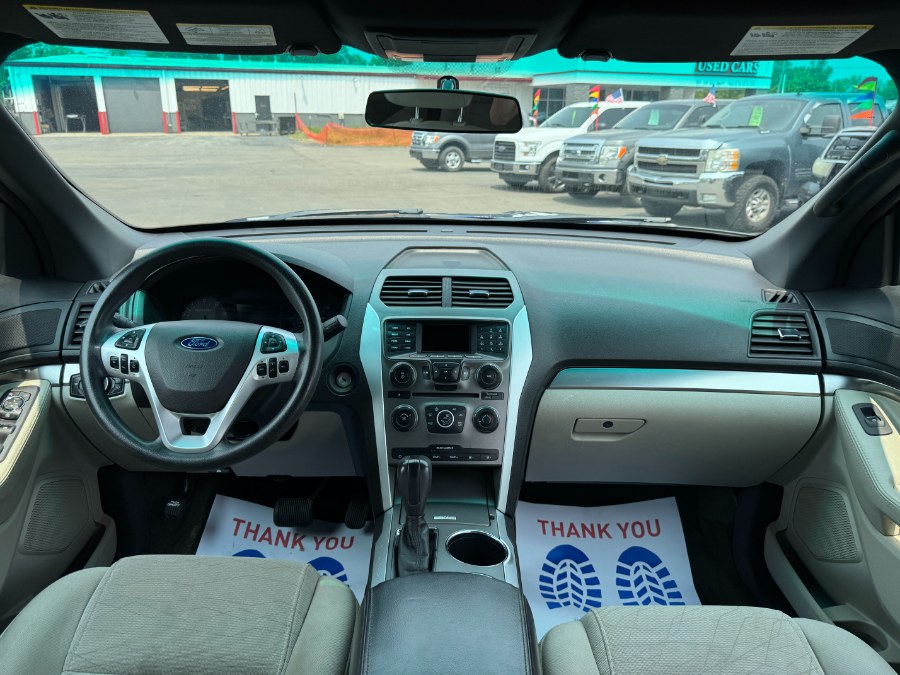 2013 Ford Explorer photo