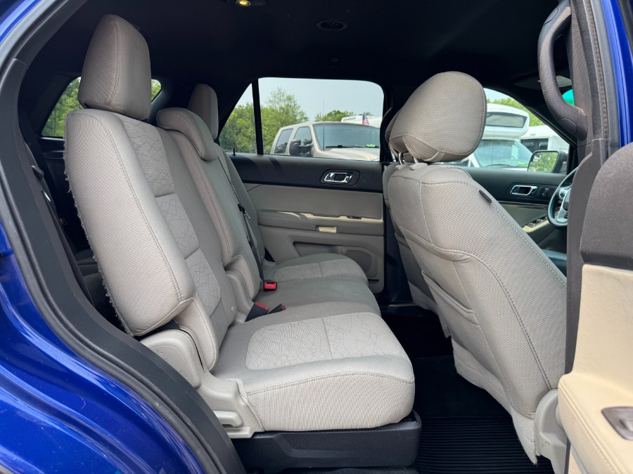 2013 Ford Explorer photo