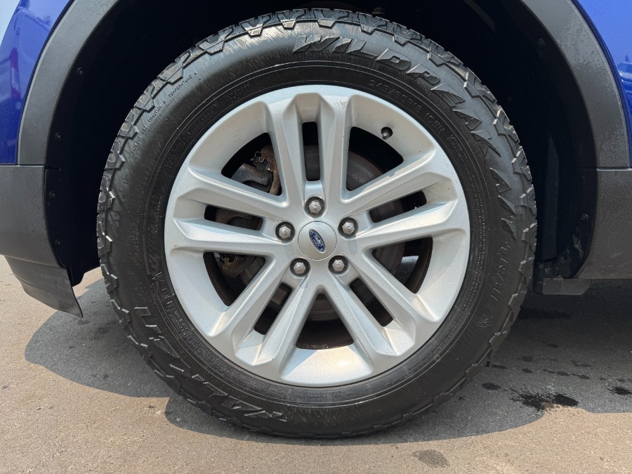 2013 Ford Explorer photo