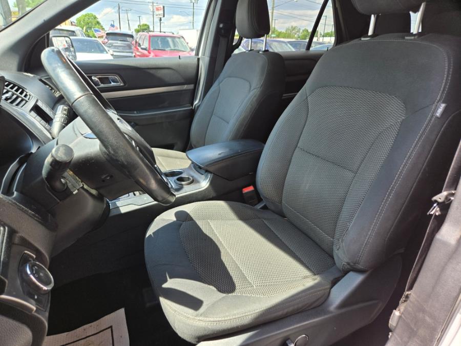 2018 Ford Explorer XLT FWD photo