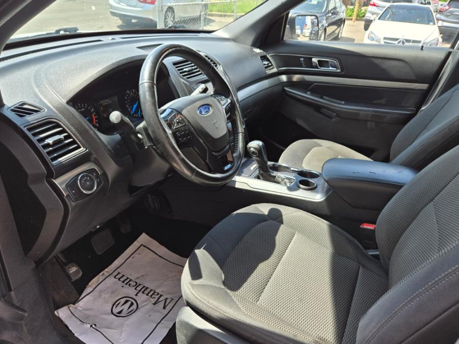2018 Ford Explorer XLT FWD photo
