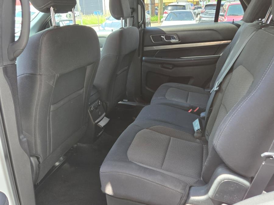 2018 Ford Explorer XLT FWD photo