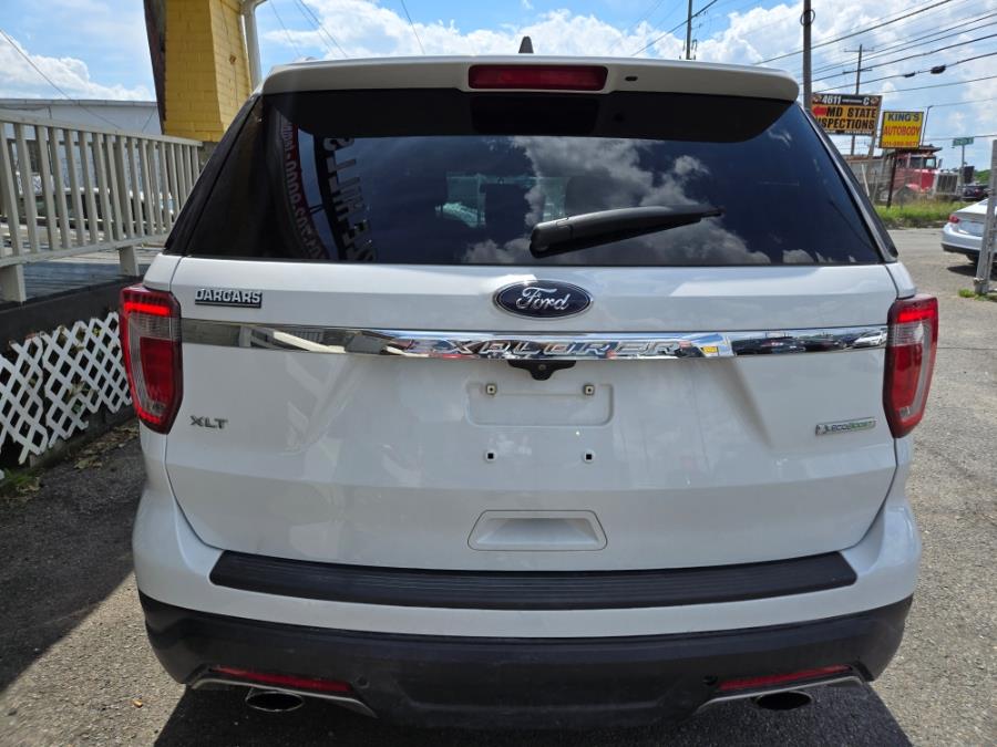2018 Ford Explorer XLT FWD photo