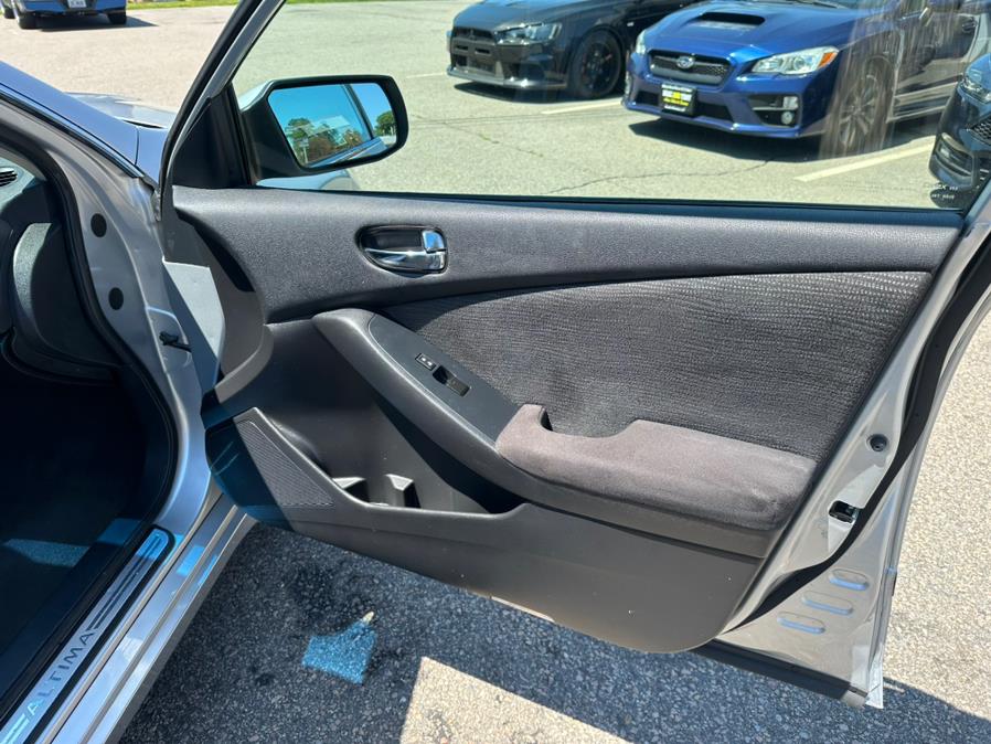 2012 Nissan Altima 2.5 photo