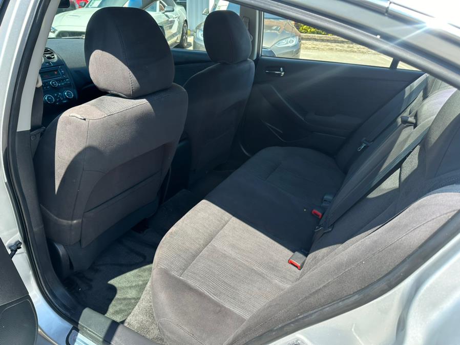2012 Nissan Altima 2.5 photo